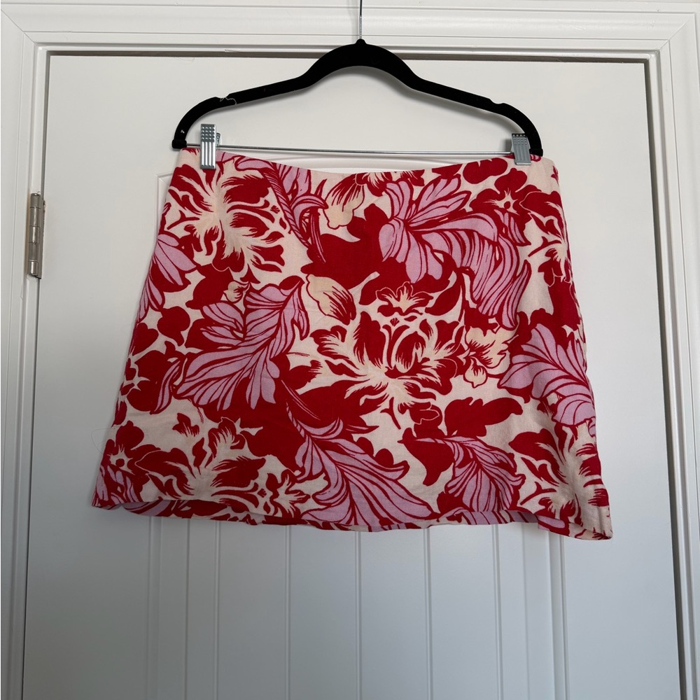 Abercrombie & Fitch Red and Pink Floral Mini Skirt